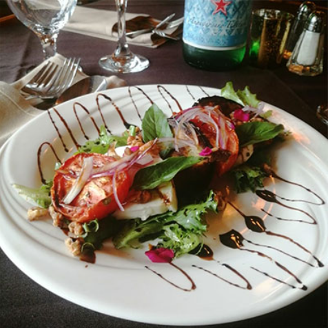 Vincent’s Italian Restaurant Rooms food2